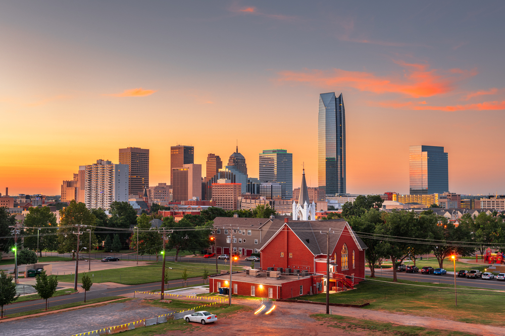 Oklahoma City, Oklahoma, USA downtown skyline at twilight.