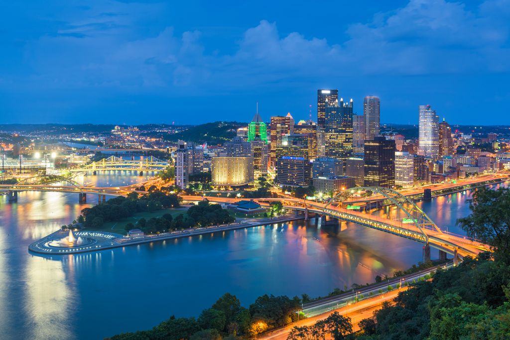 Pittsburgh, Pennsylvania, USA city skyline from the incline at night.